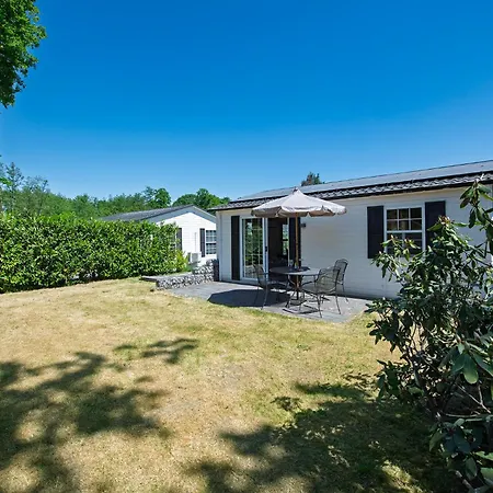 Chalet 29, Natuurlijk Gelegen Nabij Efteling En Beekse Bergen, Airco & Prive Parkeren Inbegrepen! Oisterwijk