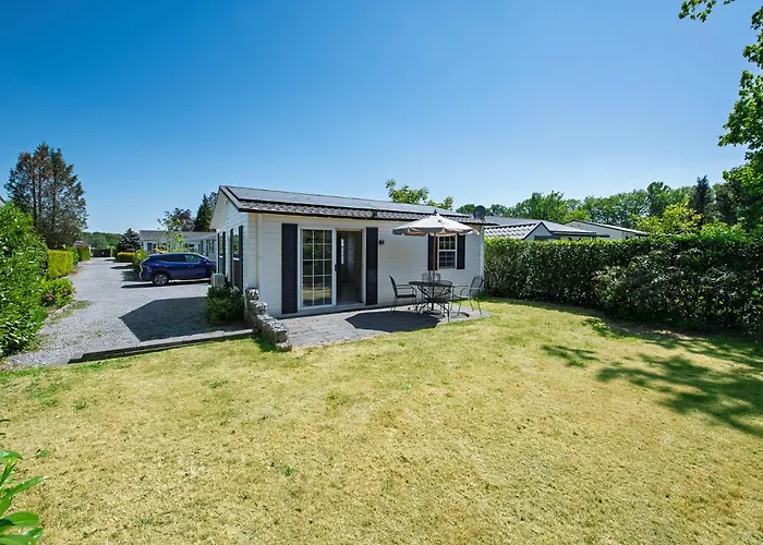 29, Natuurlijk Gelegen Nabij Efteling En Beekse Bergen, Airco&privé Parkeren Inbegrepen! Chalet