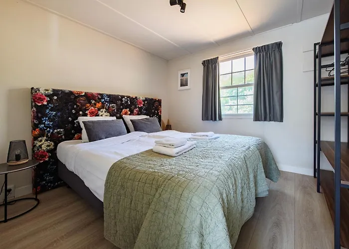 Alpstuga 29, Natuurlijk Gelegen Nabij Efteling En Beekse Bergen, Airco & Prive Parkeren Inbegrepen!