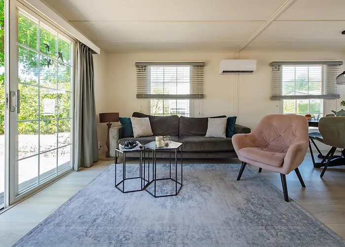 29, Natuurlijk Gelegen Nabij Efteling En Beekse Bergen, Airco & Prive Parkeren Inbegrepen! Oisterwijk