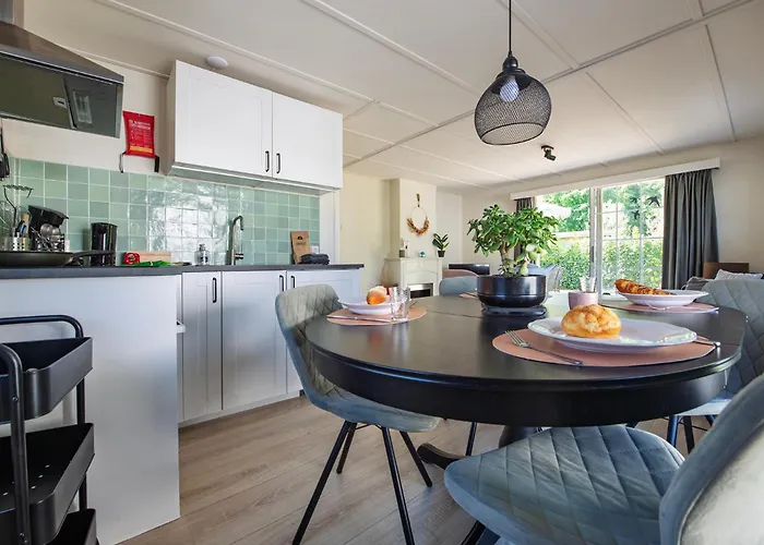 29, Natuurlijk Gelegen Nabij Efteling En Beekse Bergen, Airco&privé Parkeren Inbegrepen!