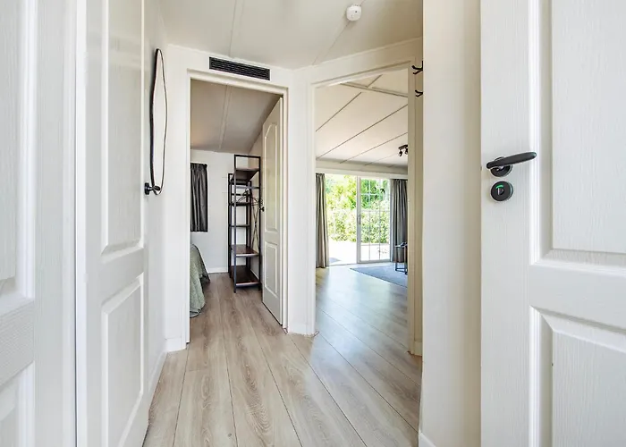 Chalet 29, Natuurlijk Gelegen Nabij Efteling En Beekse Bergen, Airco&privé Parkeren Inbegrepen!